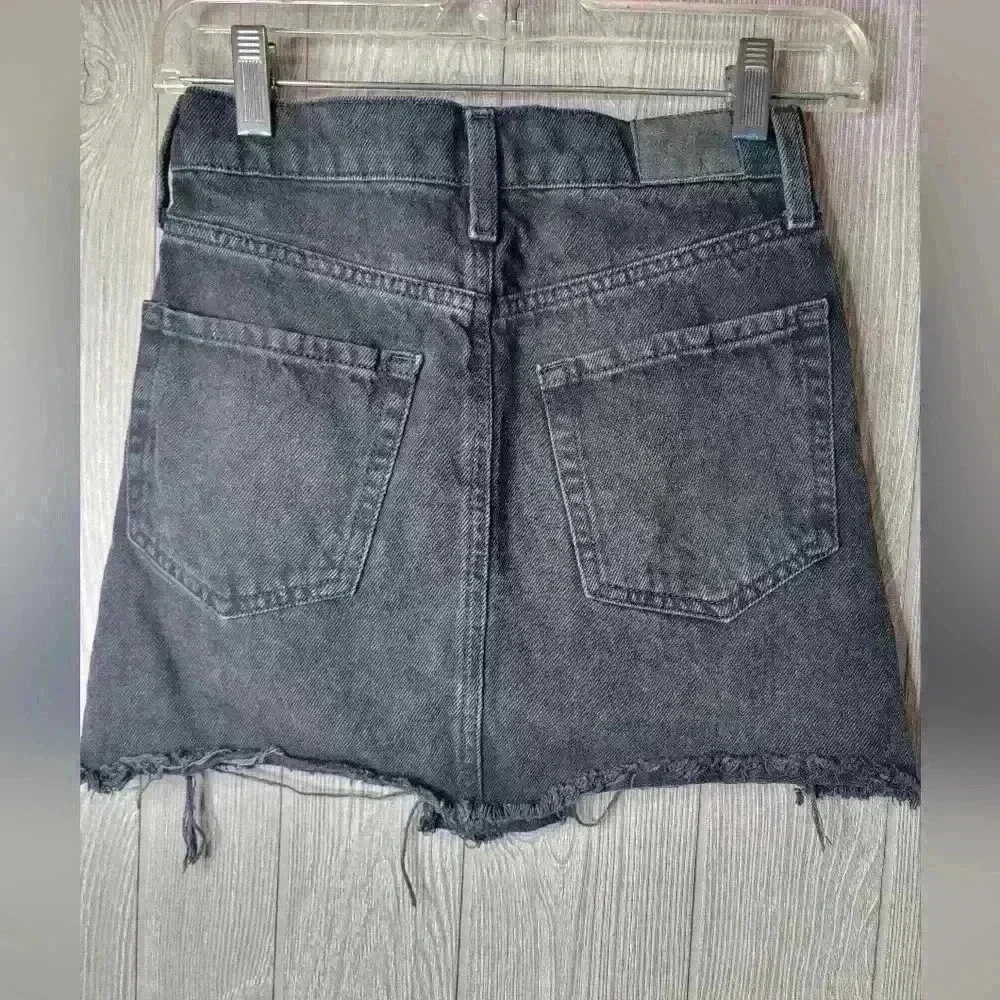♡Aeropostale‎ black denim highrise distressed mini skirt. Size 000. C-3